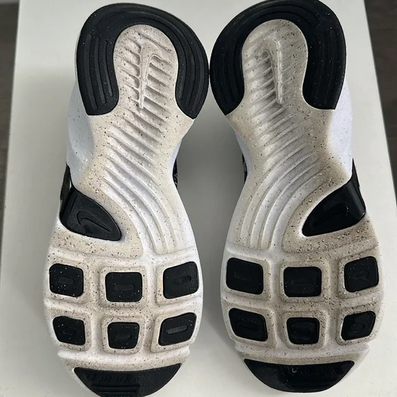 Nike | Womens SuperRep Go 3 Flyknit Next Nature, (Black/White) - Size 6.5 - Picture 8 of 8